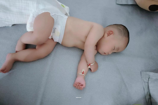 汕尾五个月宝宝呕吐